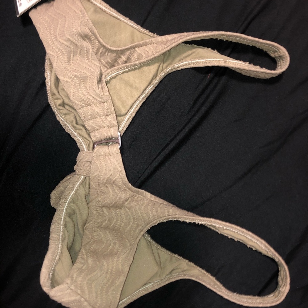 Bikini LOT - Picture 3 of 8